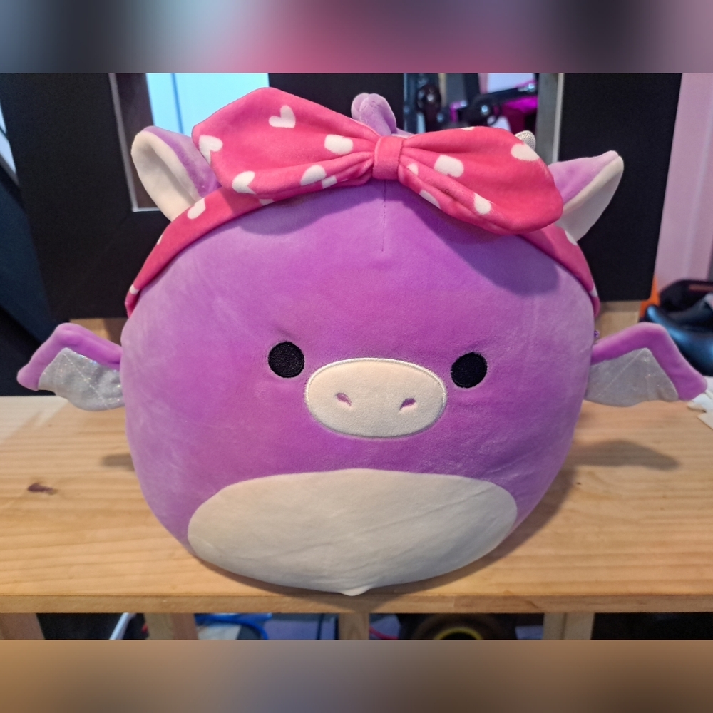 Brand New Without Tags  DINA THE DRAGON 12inch Squishmallow with Pink Heart Bow